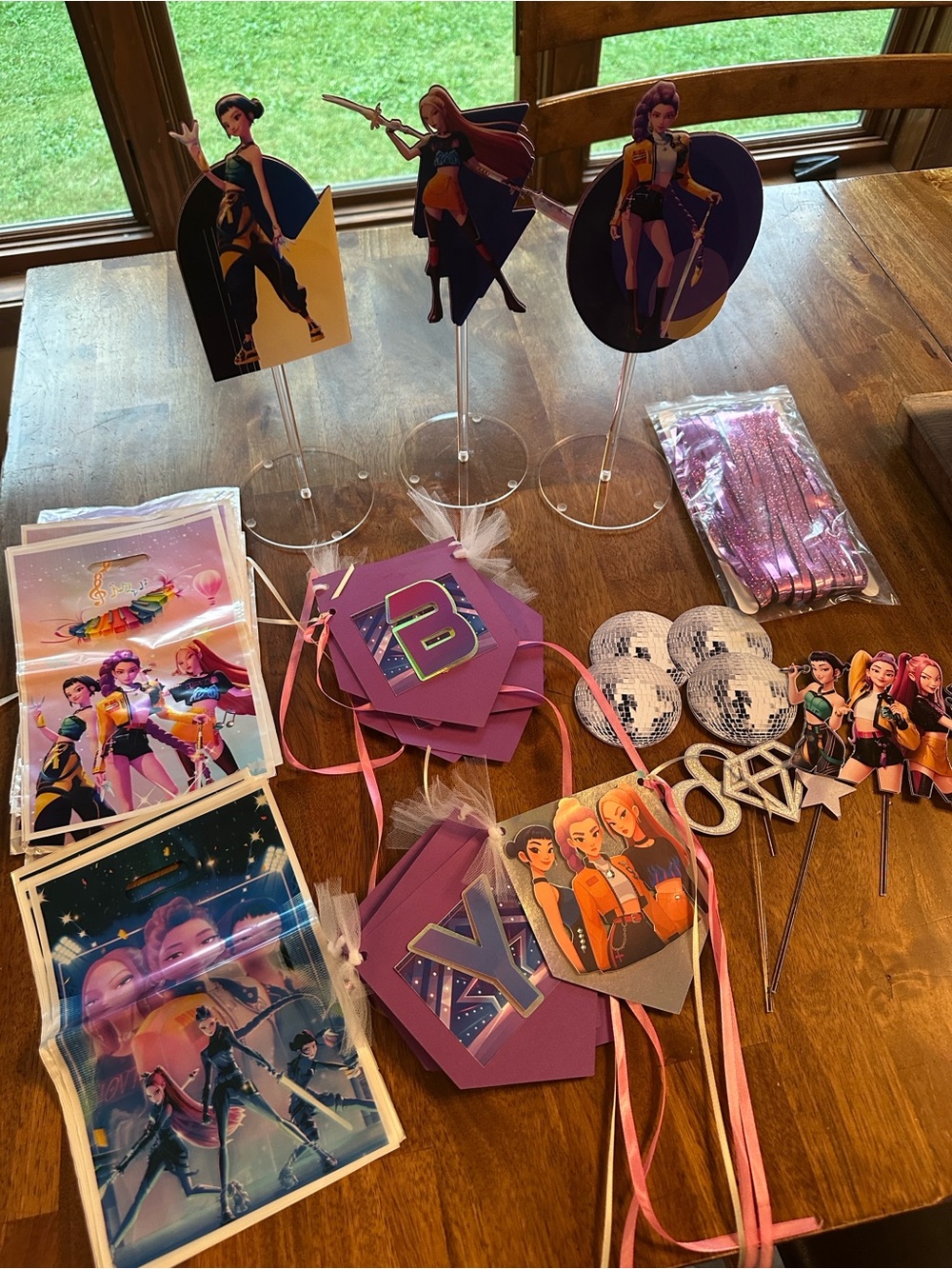 K-Pop Demon Hunters Birthday Party Decoration Lot